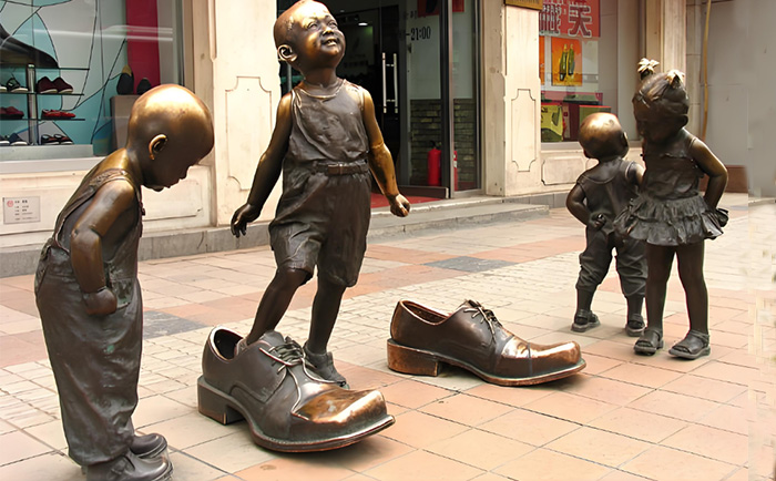 鑄銅小品雕塑市井煙火，讓步行街“活”起來