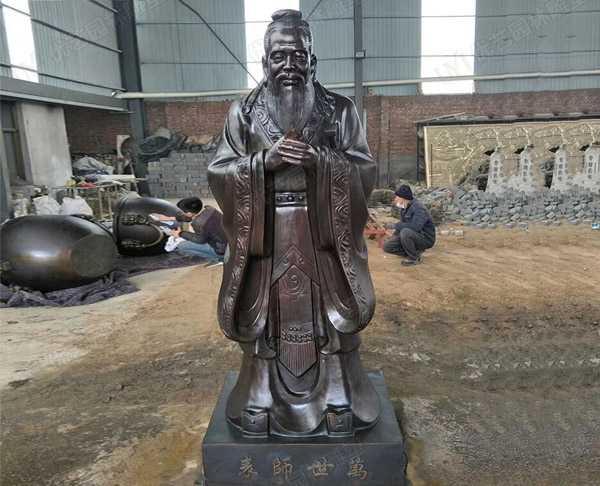 玻璃鋼雕塑制作出仿銅效果的步驟是什么呢？